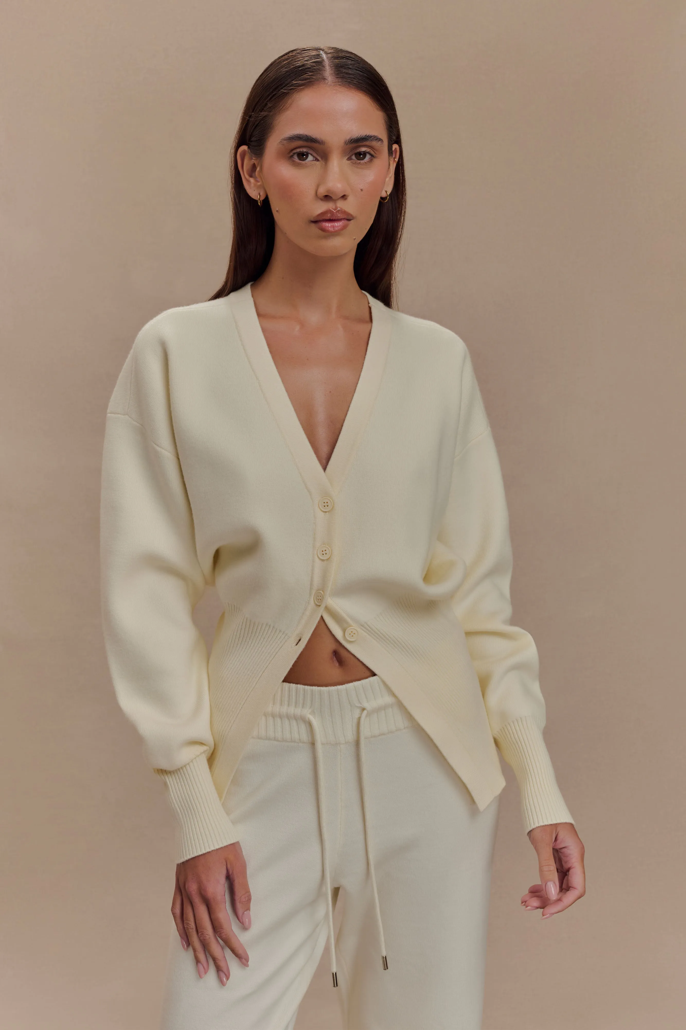 Alexia Buttoned Oversized Cardigan - Ivory