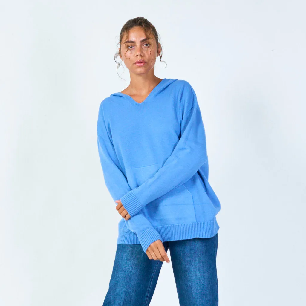 Casual oversized hoodie with front pocket wholesale