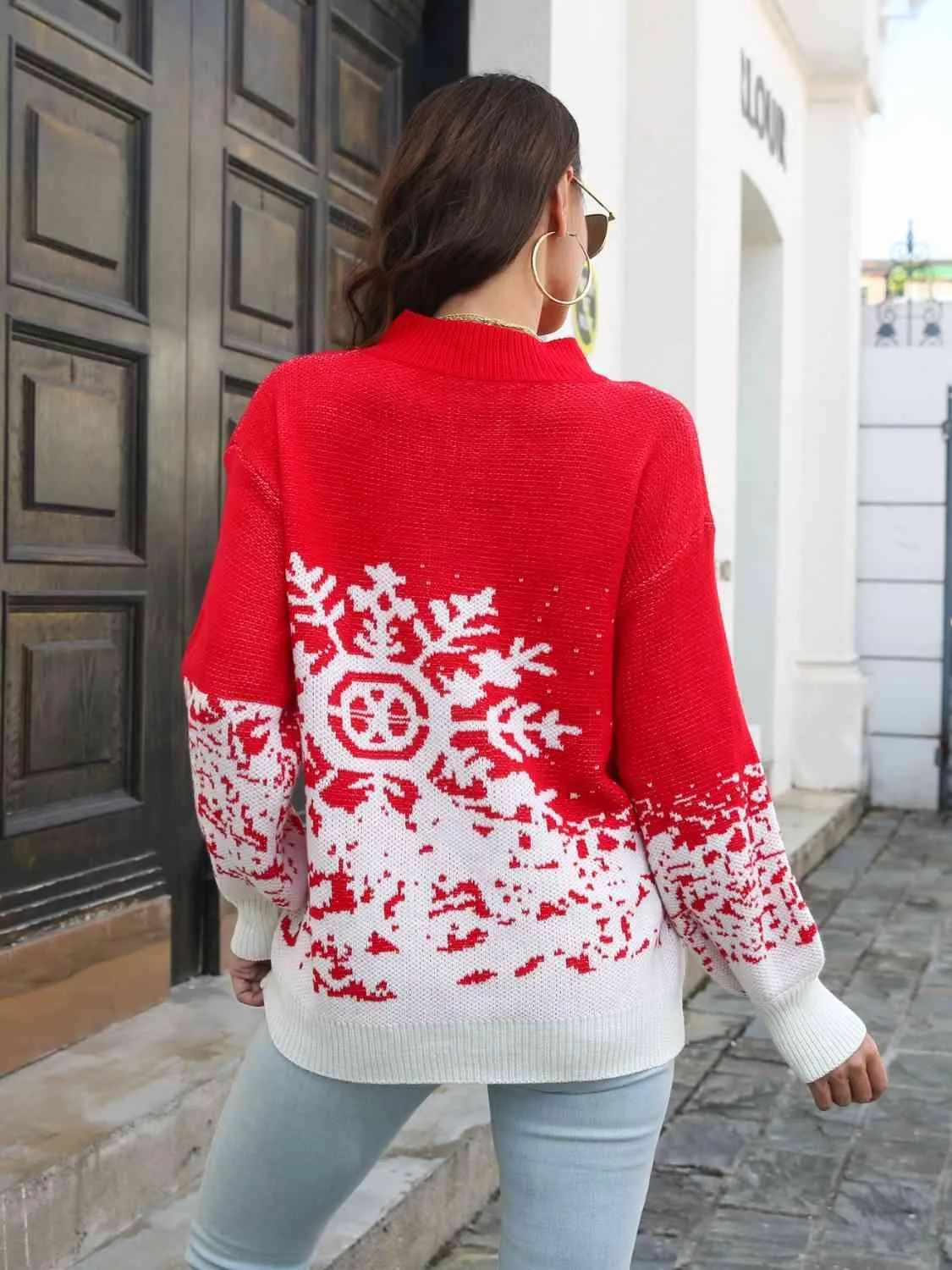 Elegant Diamond Print Winter Turtleneck Sweater