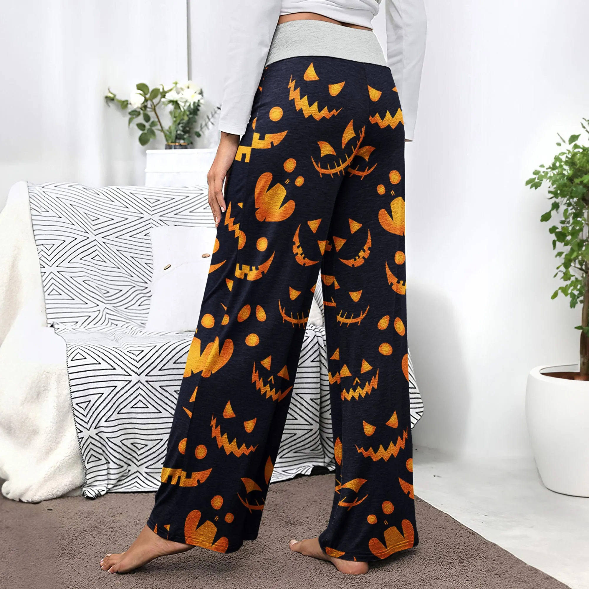 Scary Halloween Pattern Women's High-waisted Wide Leg Pants